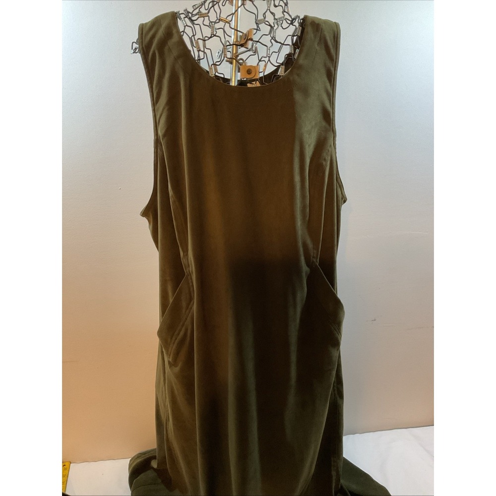 Studio C Plus Sheath/Shift Dress Size 18W Dark Green Sleeveless w/Pockets